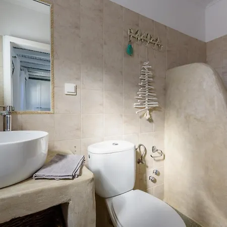Paros 3 Bedrooms Messonette For 6 Persons By Mps Holiday home Marpissa